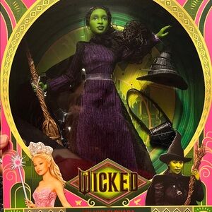 Wicked Deluxe Elphaba Doll in Original Misprint Box